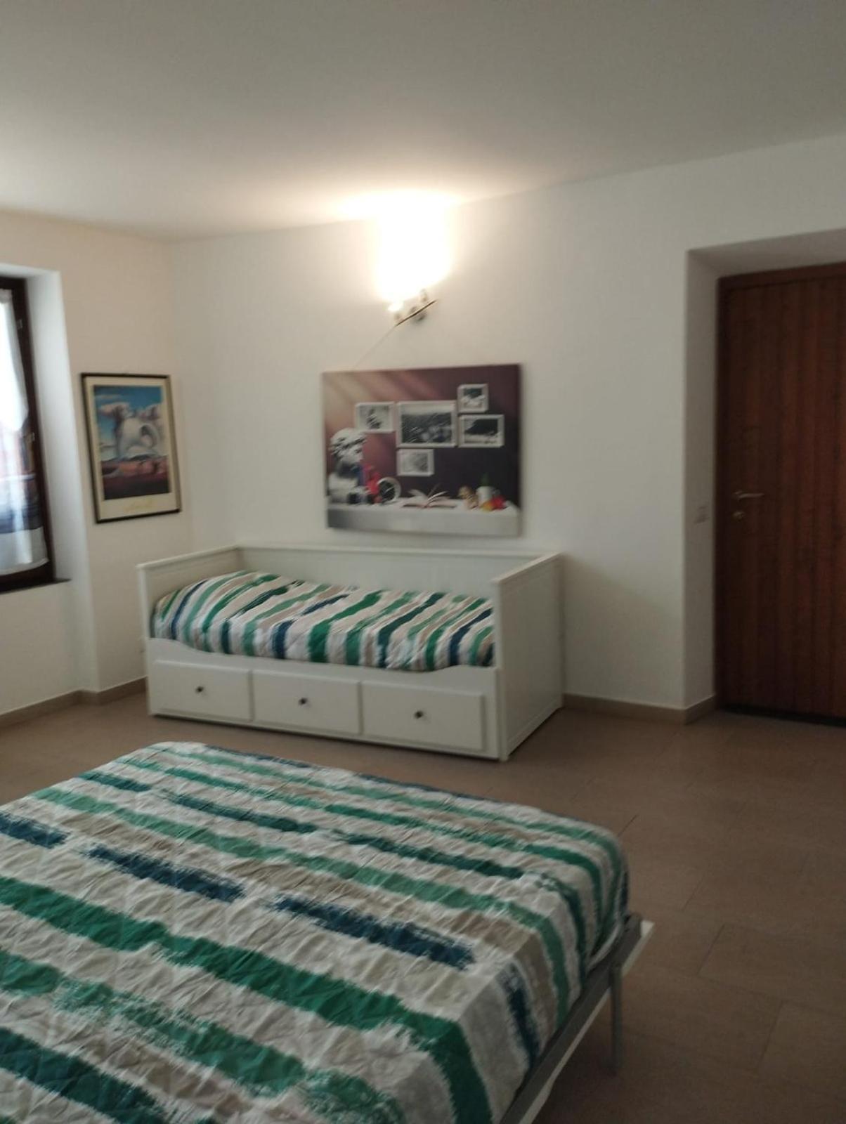 Aurora House. Appartement Abbadia Lariana Buitenkant foto